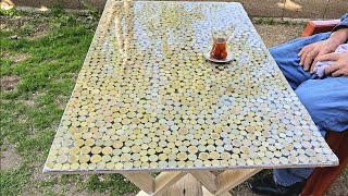 Fabrication de tables en époxy (art en résine époxy avec pièces de monnaie)