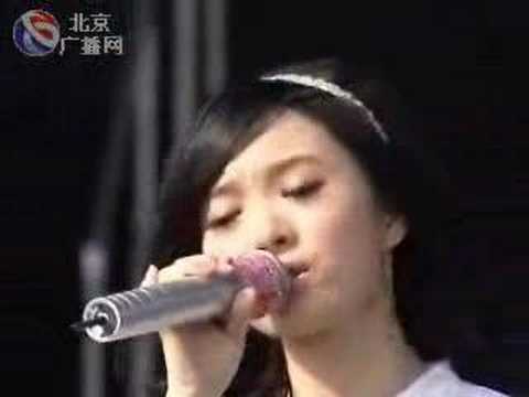 kiki hu - Danfei -胡灵　-　单飞（Perform in Beijing ）