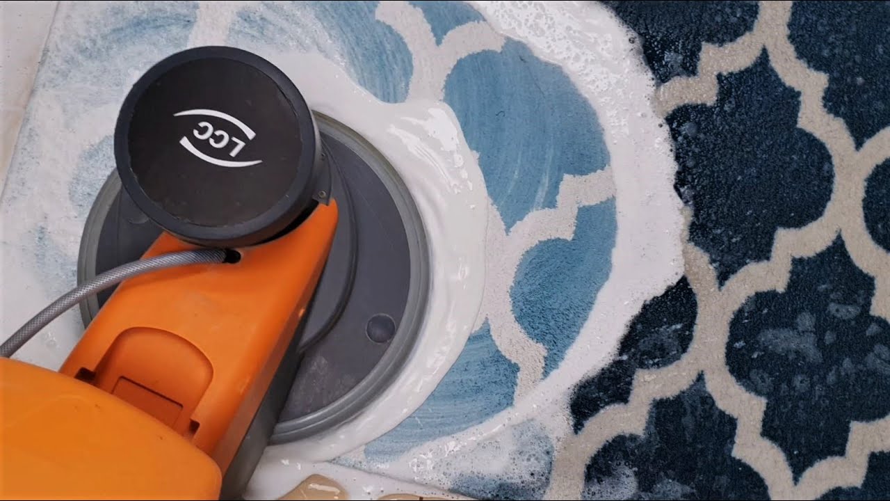 Pranie dywanu i relaksująca muzyka odprężą Twój umysł. Niesamowity efekt po praniu i ciekawe wzory 😍