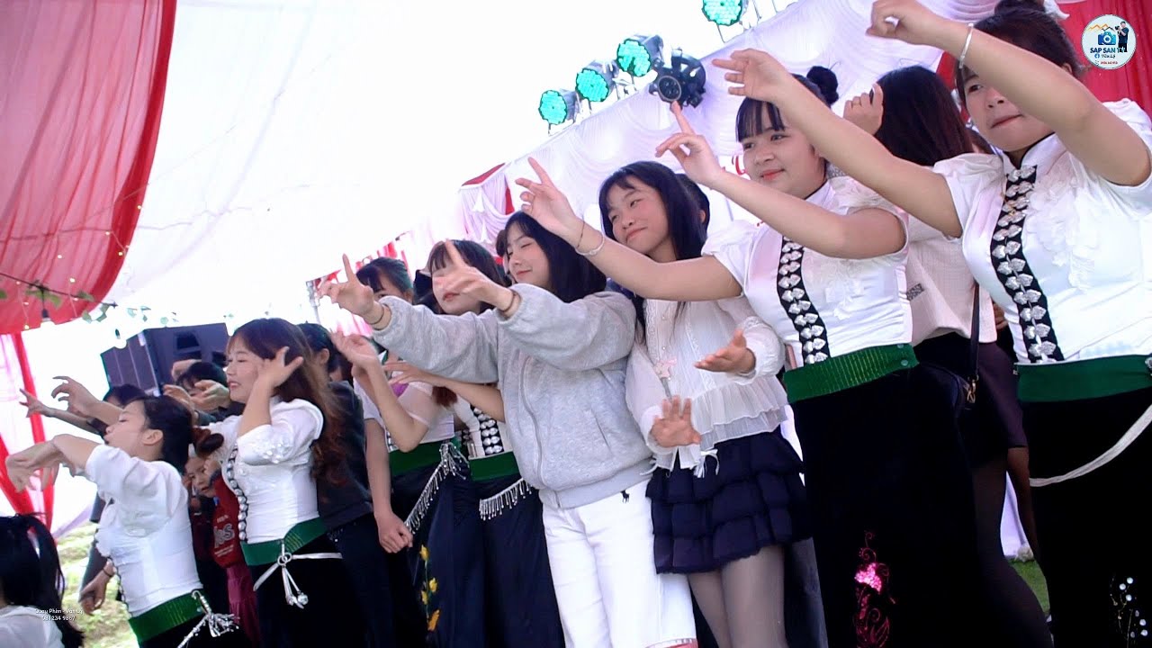 Mết Cớ Các Cô Gái Thái Bản Lù Nhảy Cực Căng Mừng Hạnh Phúc “ Ngọc Quê & Duy Thẩm “