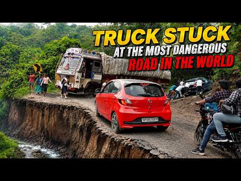 Truck Stuck on The Most Dangerous Road in The World 😱 - Tata Tiago V/S Suzuki Baleno V/S Hyundai i10