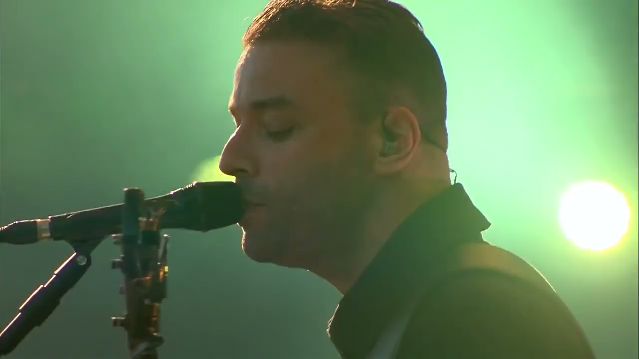 Muse Psycho Live Les Vieilles Charrues 2015 WITH MY DRONES HomemadeAudioRemas 2ND Creation *