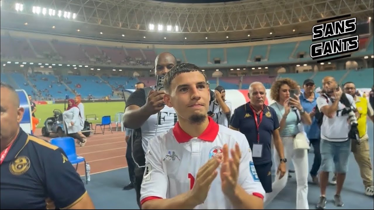 إسماعيل الغربي يوجه أول رسائله للجماهير التونسية والعاشوري يهدي قميصه لأحد الجماهير