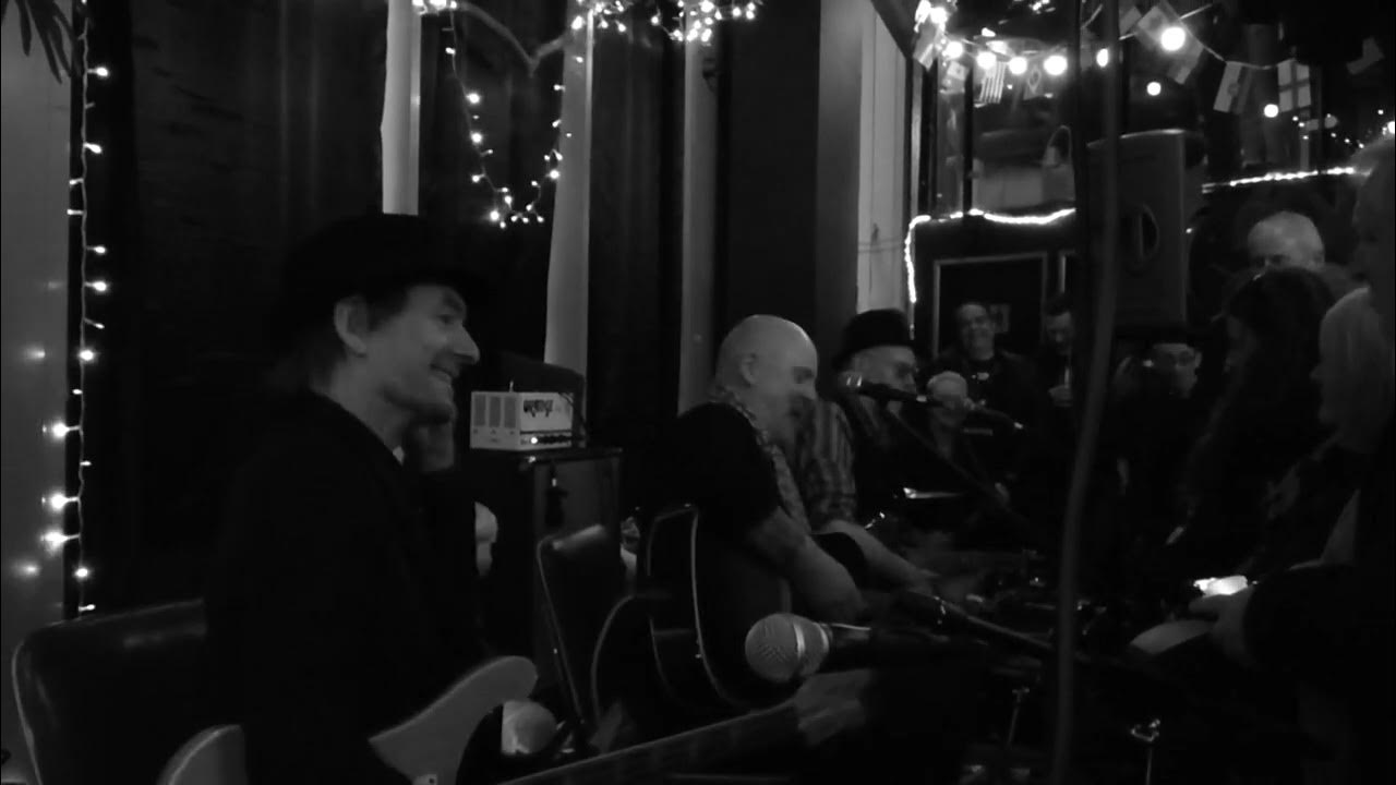 Last cigaretteI would if I could Wingmen Album launch , Triangle Bar