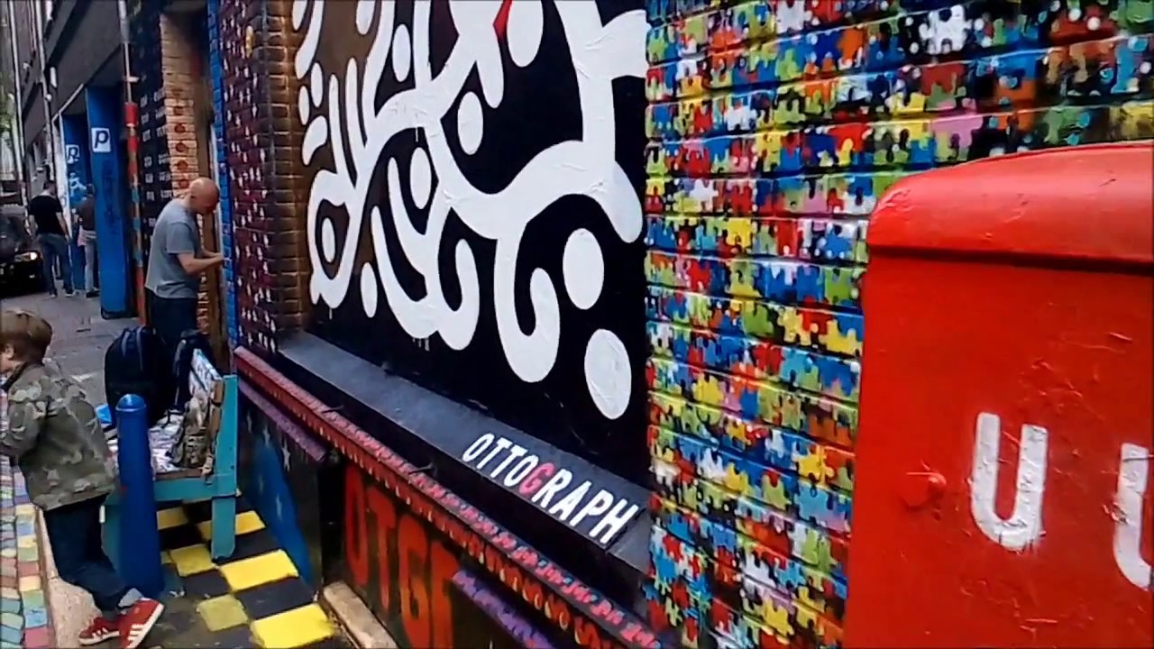 Amsterdam STREET-ART Hero de Janeiro  & Ottograph Wijdesteeg