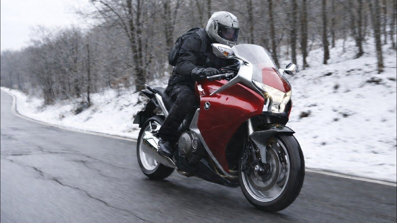 Irangos, aprangos testavimas ir šeip blevyzgos apie nieką.