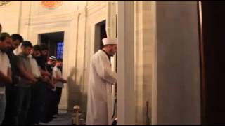 Kabe Imamlarından Birisi Değil