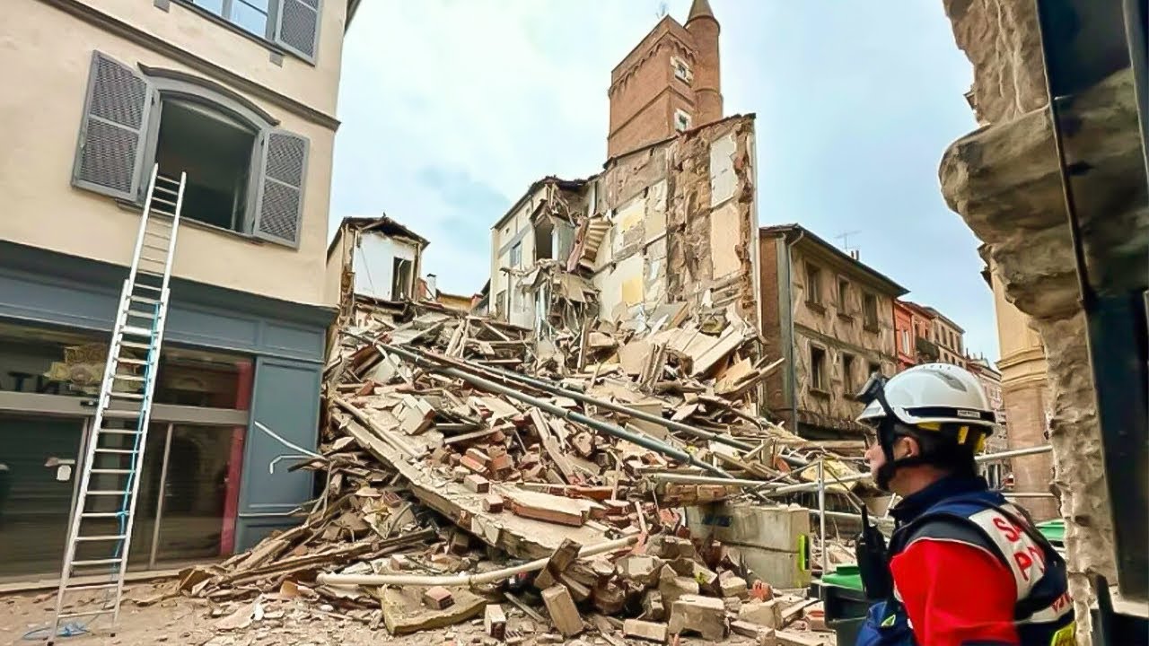Трехэтажный дом рухнул в центре французской Тулузы