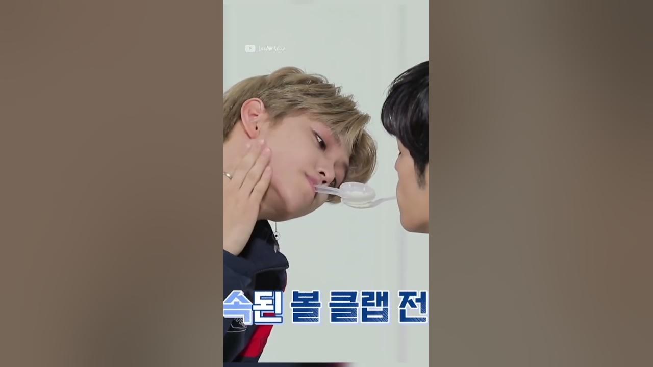 R.I.P Seungmin's cheek 💀