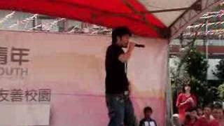 李玖哲校園演唱