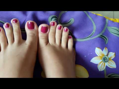 Fernanda's Toes stretching and Pressing on bed 3