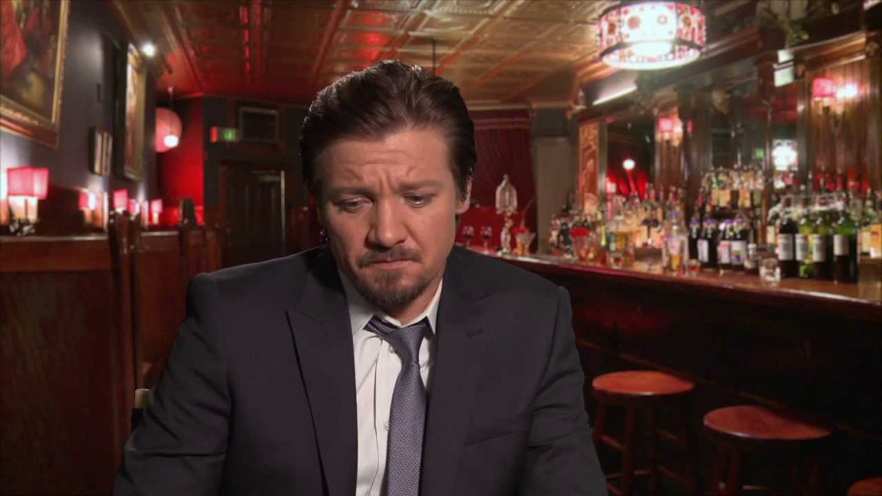 American Hustle: Jeremy Renner "Carmine Polito" On Set Interview | ScreenSlam