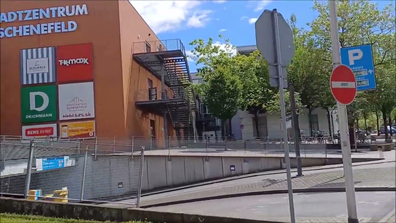 Wanderung in Schenefeld zum Rathaus ,Stadtzentrum, Bornpark, Freibad und bis Hamburg