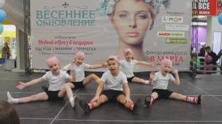 Танец от самых маленьких, подарок танец на 8 марта, школа танцев для детей Lemon, ухта Танец от самых маленьких, подарок танец на 8 марта, школа танцев для детей Lemon, ухта