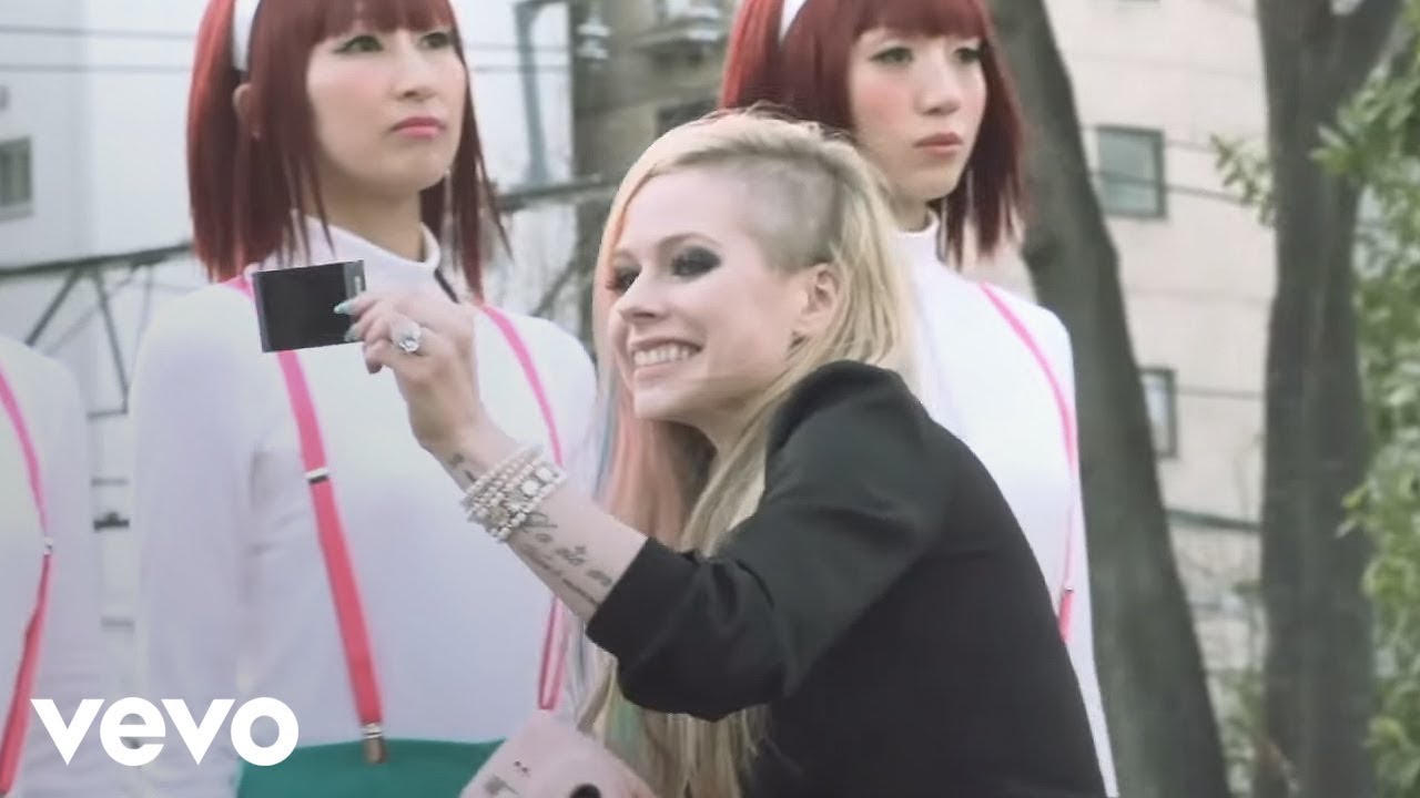 Avril Lavigne Hello Kitty Behind The Scenes Part 3 Youtube