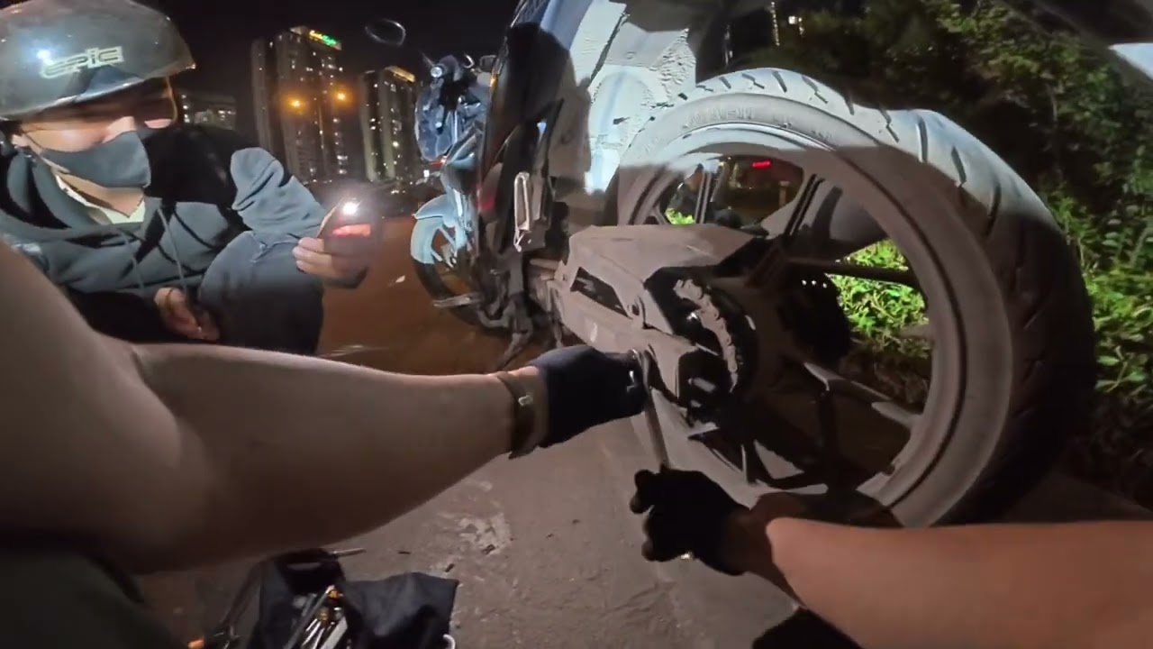 Giúp em sinh viên sớm về nhà chúc con thượng lộ bình an nhé❤️ #youtube #xuhuongyoutube #longq9 ￼