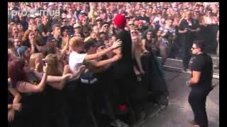 Twenty One Pilots - Heavydirtysoul & Holding On To You Pukkelpop Belgium