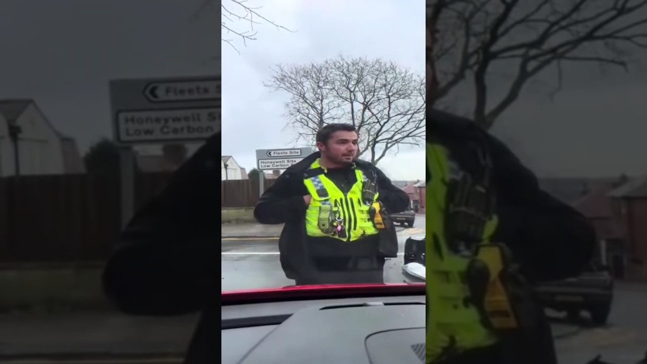 South Yorkshire Police Swore At A Member Of The Public #audit #policeuk — Midlands Audits YouTube video