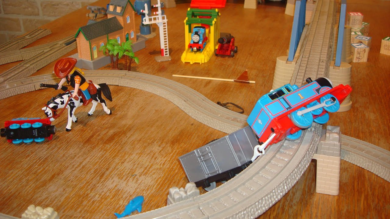 thomas at echo cave set