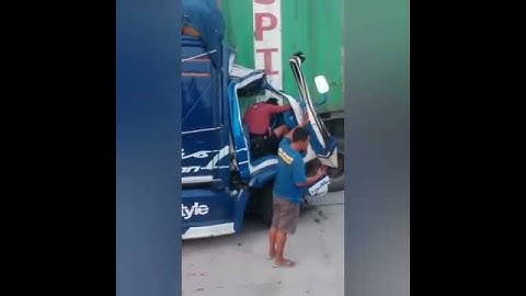 detik" truk cabe laka