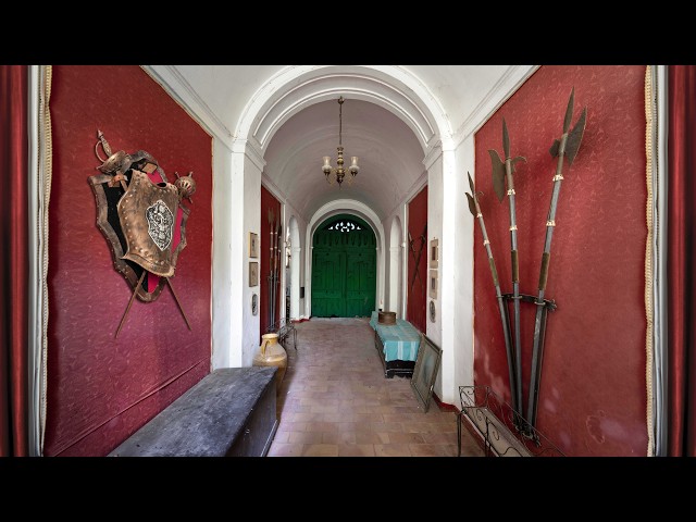 A 600 Year Old Abandoned Italian Palace - Real Medieval Weapons Left! class=