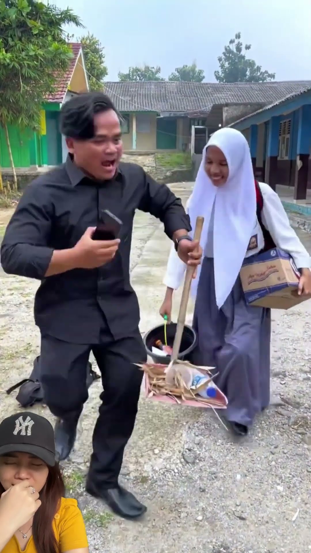 REJEKI DAPAT HP TAPI GIMANA CARA AMBILNYA ⁉️#shorts #funny #dubbing