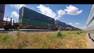 Slow moving eastbound Union Pacific intermodal train in Tye TX 08/15/19