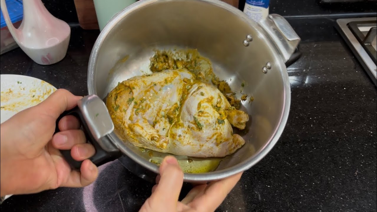 جديد تحت طلبكم طريقة دجاج 🐓 مشرمل في الكوكوط  بدون قطرت  ماء مع روز والخضار