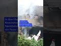 Zwei Tote: Kleinflugzeug stürzt auf Terrasse am Niederrhein | #Redaktion #Shorts #NRW