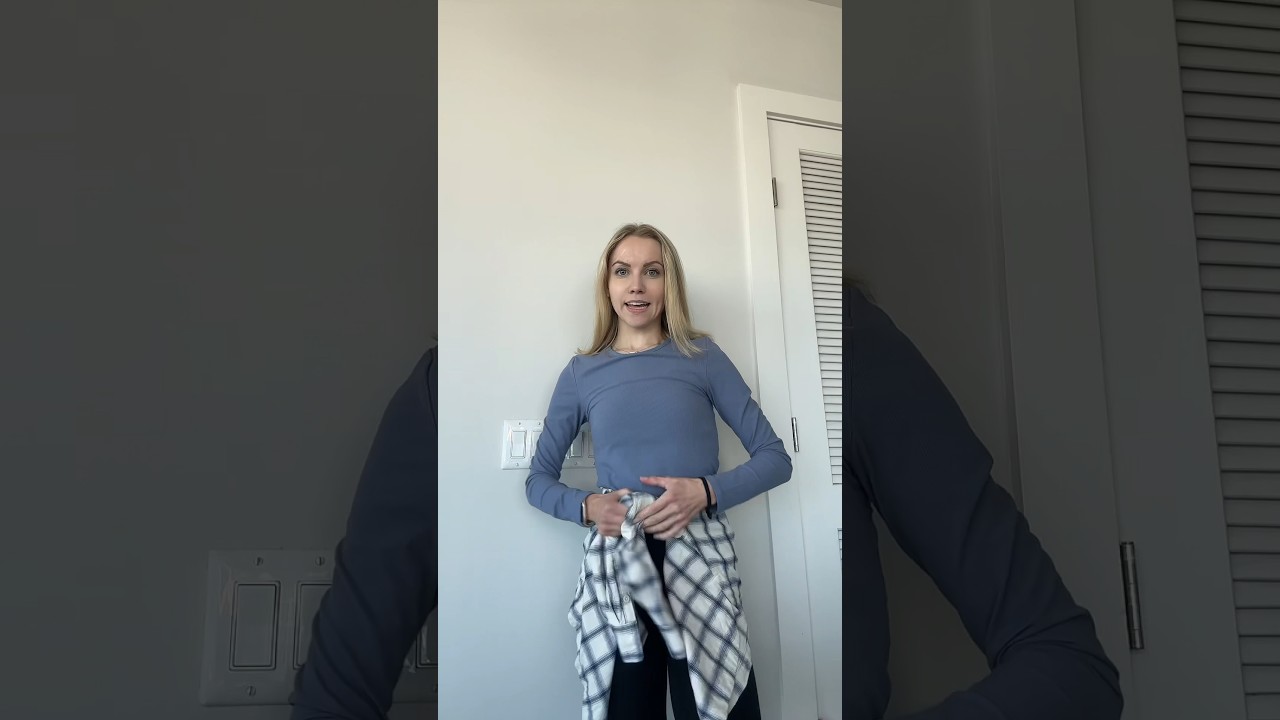 two types of people: those who prefer form fitting activewear and those who prefer baggy