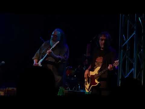 Blues Wire @