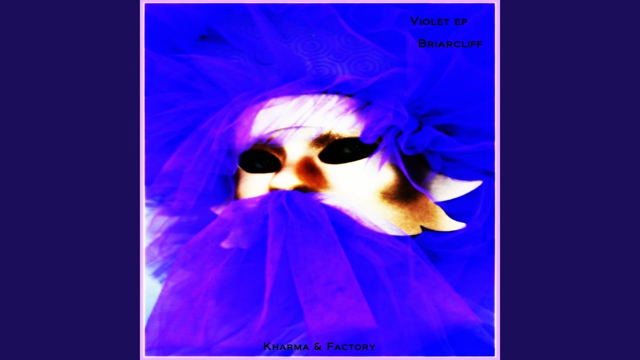 Смотреть «Violet (Original Mix)» на YouTube Смотреть «Violet (Original Mix)» на YouTube