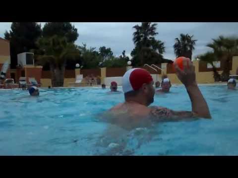 A little water polo with friends... before the Aquagym session at Calypso ****