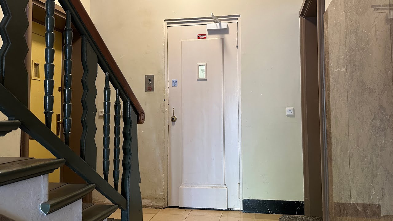 Przedwojenna winda Stigler z 1927 roku (mod.) | Niemcy, Hamburg.