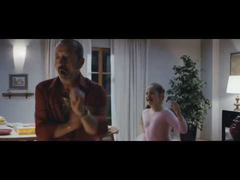Un Boss in Salotto - Trailer Un Boss in Salotto - Trailer