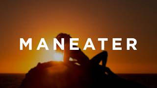 Daryl Hall & John Oates - Maneater (Lyrics)
