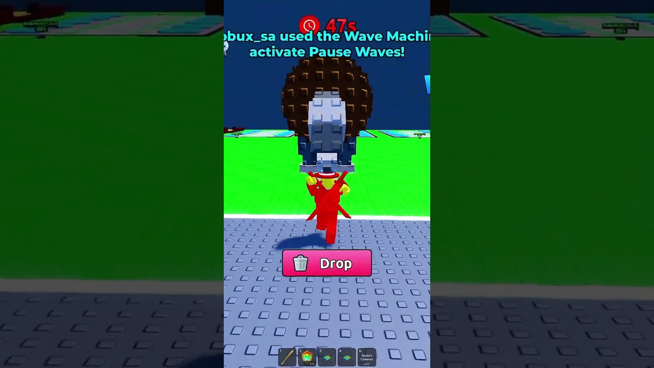 Cute Bacon gets Rich and Helps me 🥺 #escapetsunamiforbrainrots #roblox #usa