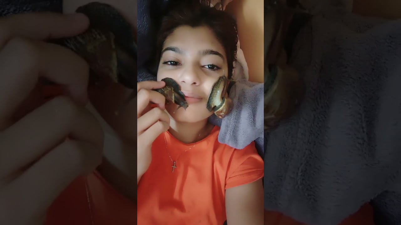 😊Snail therapy for  removes dead skin cells and stimulates cell renewal...