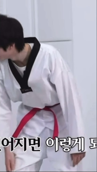 Sunghoon doing taekwondo (Part 1) #enhypen #sunghoon #en_oclock