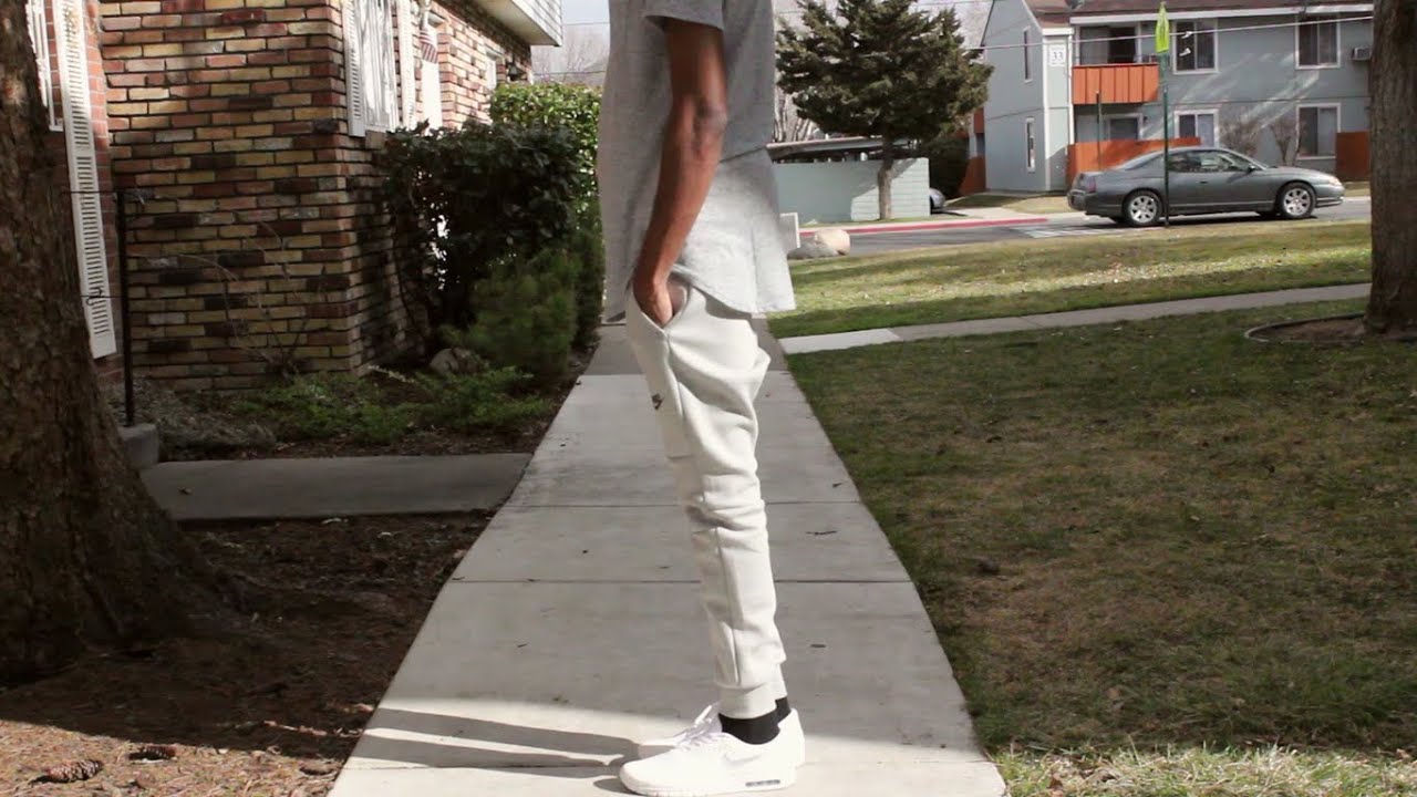 Nike Tech Fleece Pants On Body Look Youtube