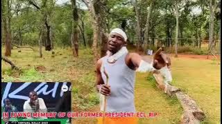 Simon Mwelu sang for Zambia’s Sixth President Edgar Chagwa.. Maybe he sings at the funeral too