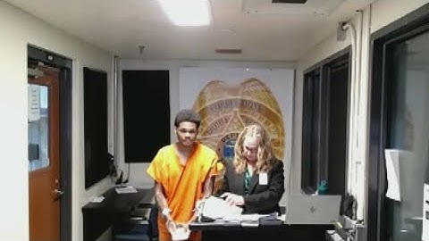 Miami Gardens McDonald’s worker arrested for allegedly pointing gun at customers