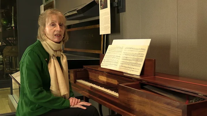 Hear it Live! Digital - Linda Nicholson playing th...