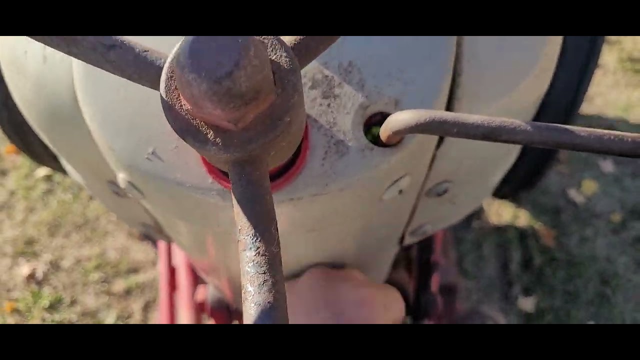 1954 Ford 860 Tractor – Live PTO, 3PT, Wide Front | Walkaround & Specs