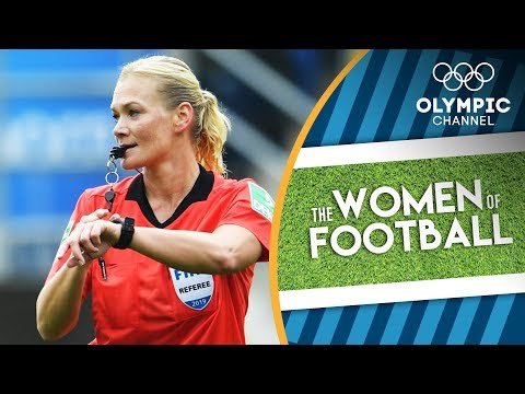 How do referees prepare for the World Cup? Bibiana Steinhaus explains! | The Women of Football