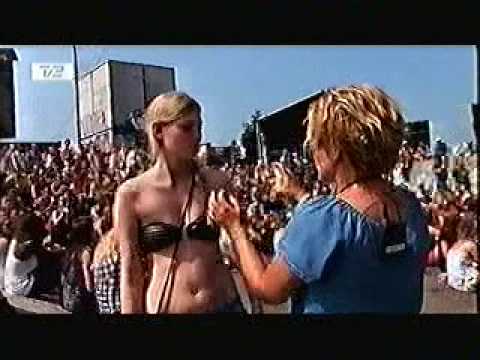 Britt Dige Toft Og Ditte Falkenberg På Roskilde Festivalen 