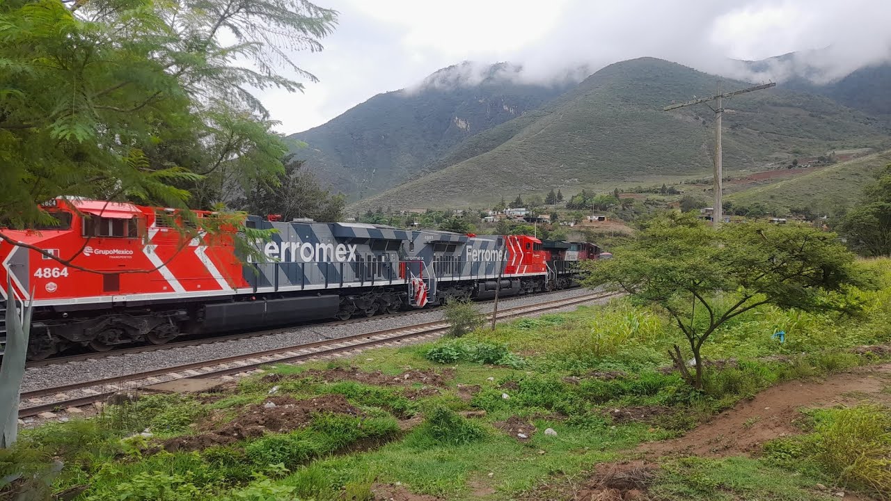 Trenes por acultzingo,  nuevo equipo para el FIT y nuevas maquinas de FXE por el sureste