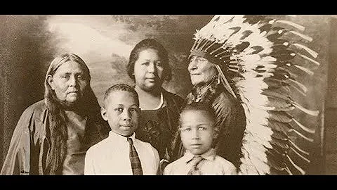 19TH CENTURY PHOTOS OF FREE AMERICAN INDIAN FAMILIES
