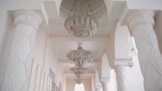 مشهد ثريا قصر معماري قديم Old architectural palace chandelier scene without rights بدون حقوق