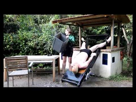 Mistress Evilyne does the Ice Bucket Challenge